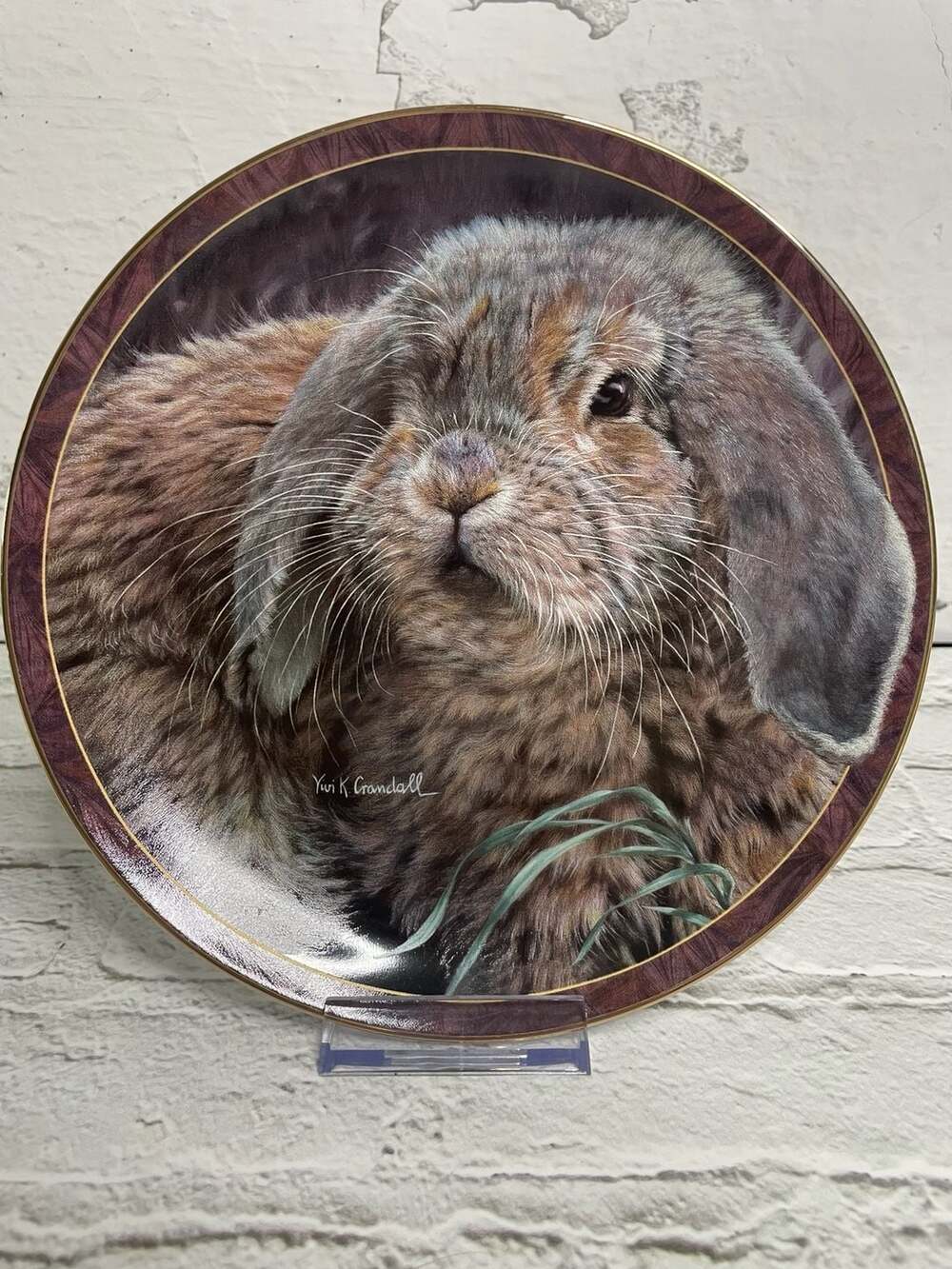 The Bradford Exchange Bunny Tales Collection "Fuzzball" Collector Plate